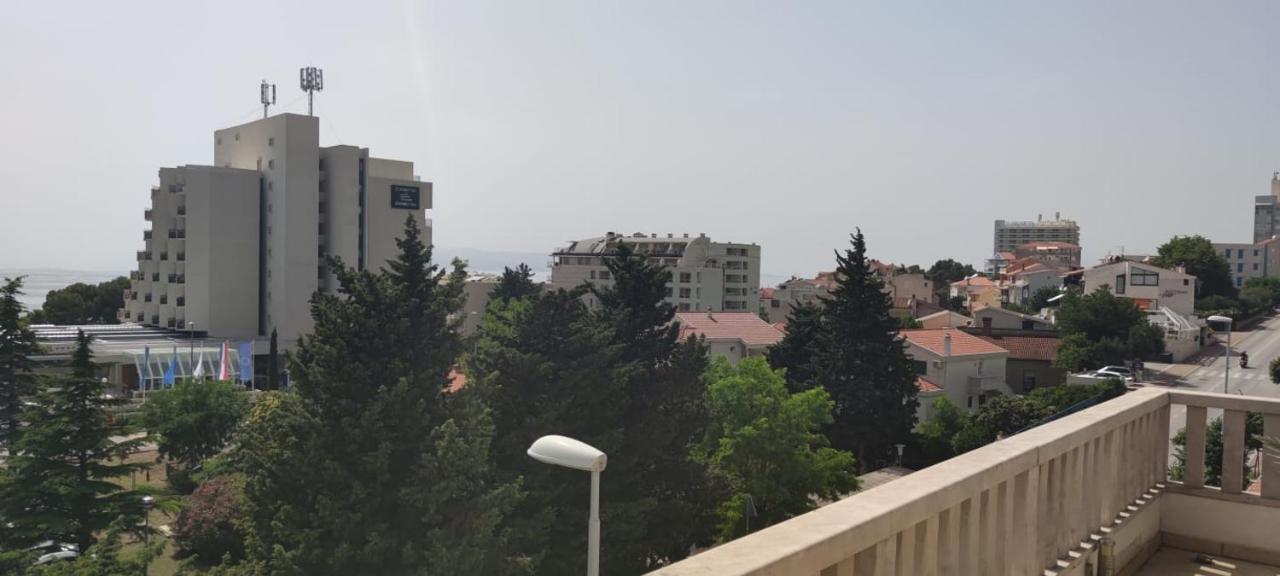 Happy Basset Terrace Apartment Makarska Exterior photo