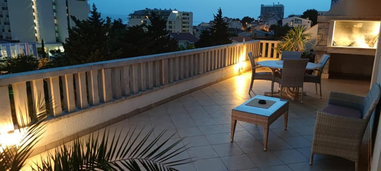 Happy Basset Terrace Apartment Makarska Exterior photo